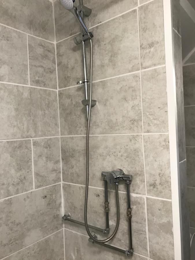 2 Bedroom Apartment 普里茅斯 外观 照片